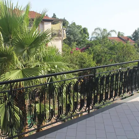 아파트 Greenhouse *