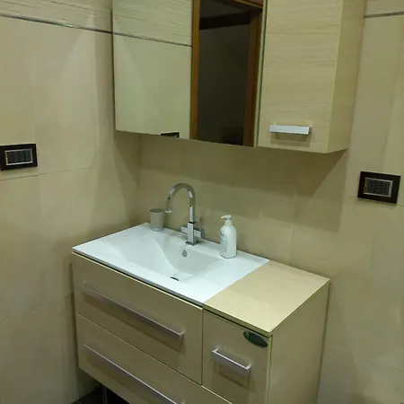 Greenhouse 아파트 *